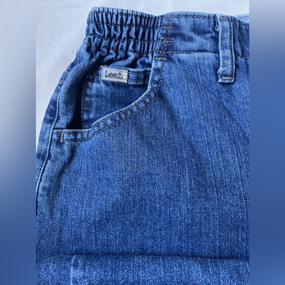 #11 Vintage Lee Elastic Jeans 14 Tall Runs Small